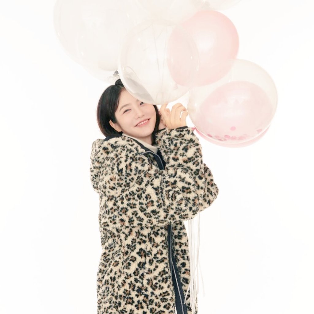 yeojj98's tweet photo. Congratulation for your solo debut ma dear sist 🥳

Happy for you! 💙
All about green is yours! 💚💚💚💚

 (( @pjoyyi @sooyournq @psooyoungrvs )) https://t.co/xmlUJUjyCp
