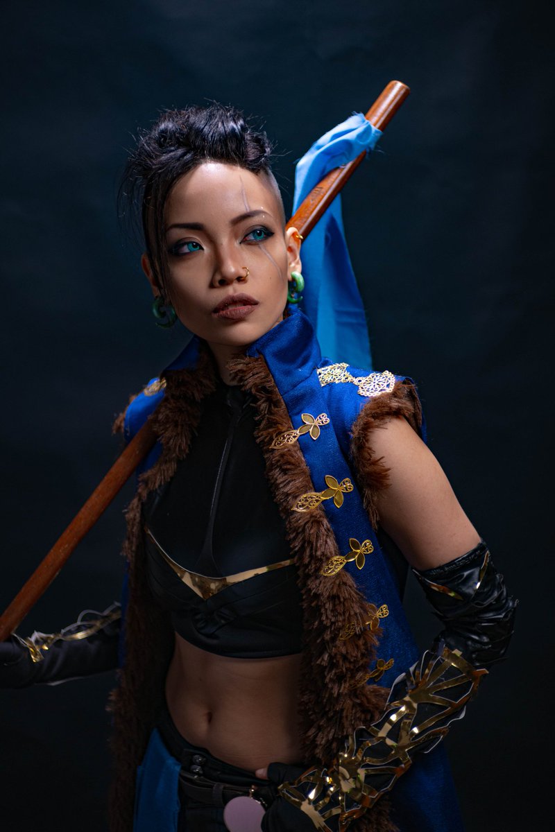 DinnyGrayson's tweet photo. POP POP 👊

Beauregard Fluffernutting Lionett!! I don't even have the words to express how much I love Beau and her development as a character throughout the campaign. Thank you, @Marisha_Ray

Beau's Marisha's PC for @CriticalRole
#mightynein #criticalrolecosplay #criticalrole https://t.co/Tcm5Cr82Dk