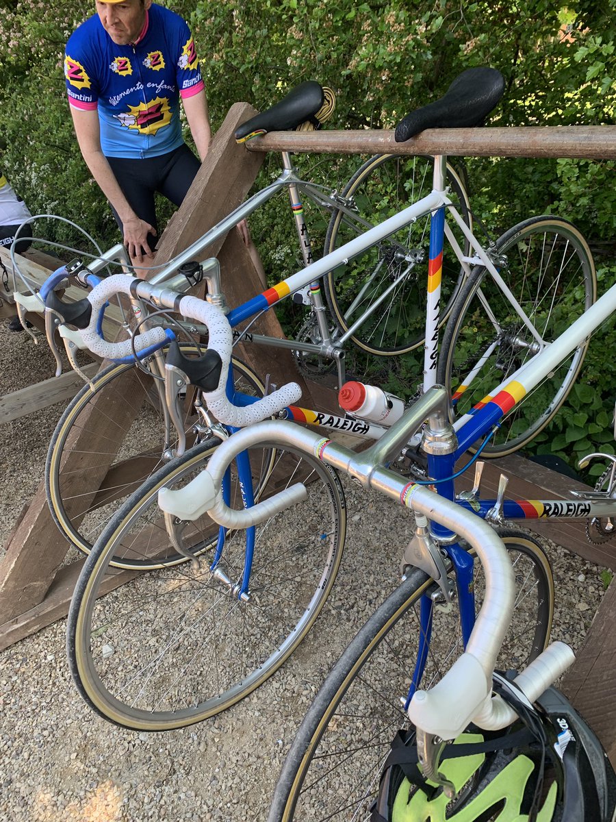 DesignSwann's tweet image. Looking at Retro bike bling this morning from the first Belvoir retro ride check out their Facebook page if you fancy coming along to the next one #belvoirretroride