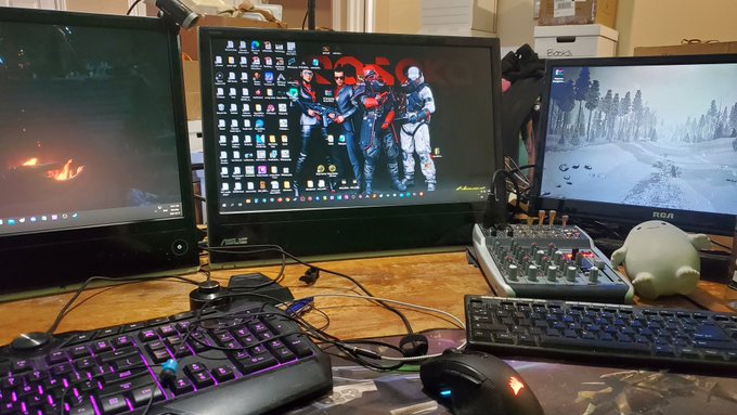 Things and stuff lovelies https://t.co/xQNh7JsxpJ<a href="/tag/worldchocolateday"class="tags"><span>#worldchocolateday</span></a><a href="/tag/mytopfans"class="tags"><span>#mytopfans</span></a>