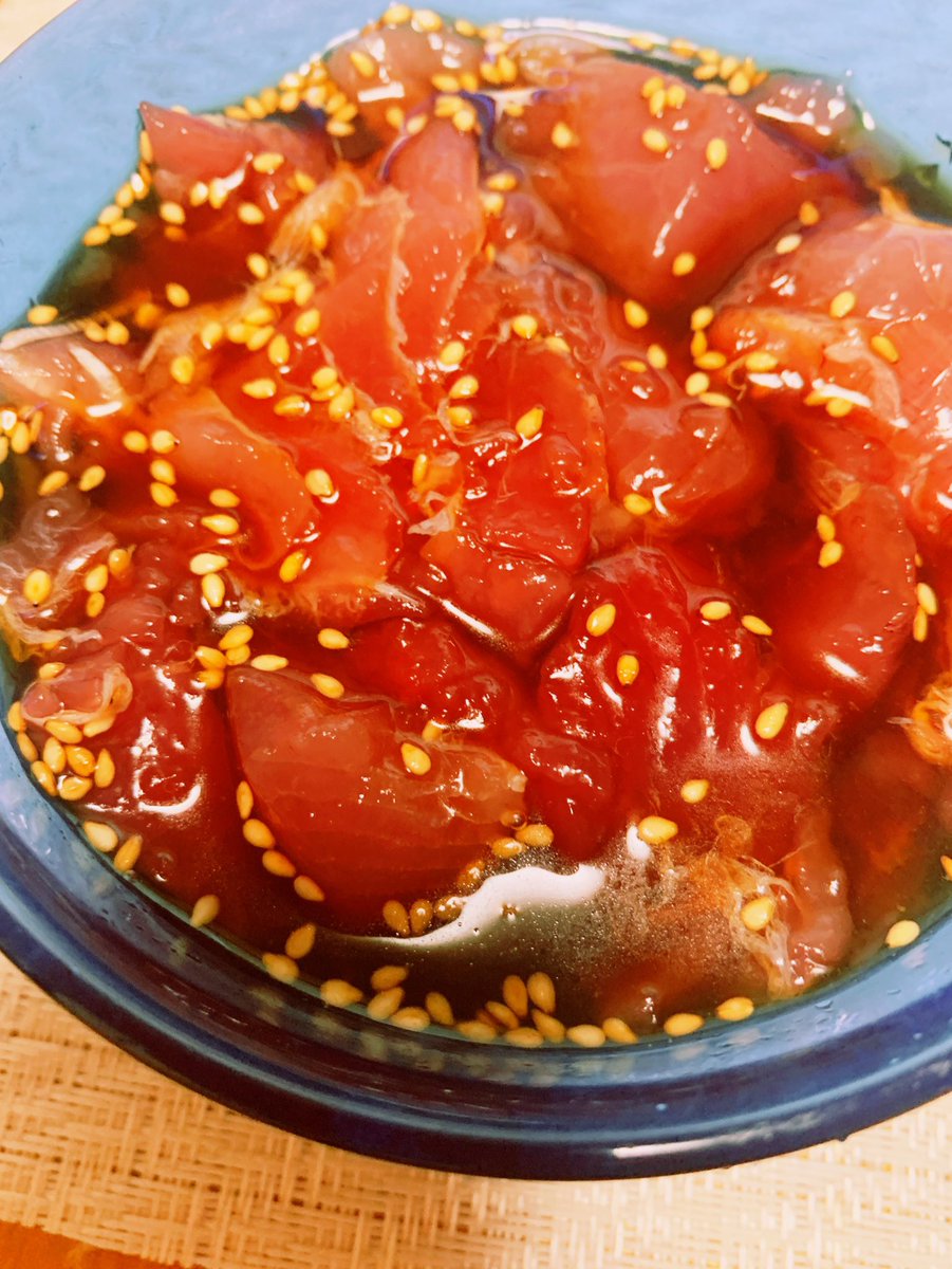 今日は、あ、昨日は
マグロの漬け💕
ご依頼の振付三曲一気に完了😊
#マグロ
#マグロ漬け
#振付け
#japanese 
#おつまみ