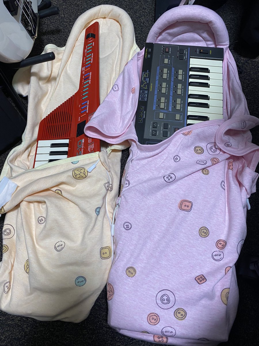 Domarun2's tweet photo. どちらかと言うと、赤ちゃんのお包み包まれてるこの子達なんとかしたいけどね(笑) #CZ101 #SHS10 #CASIO #YAMAHA https://t.co/yXuhw3uBoJ
