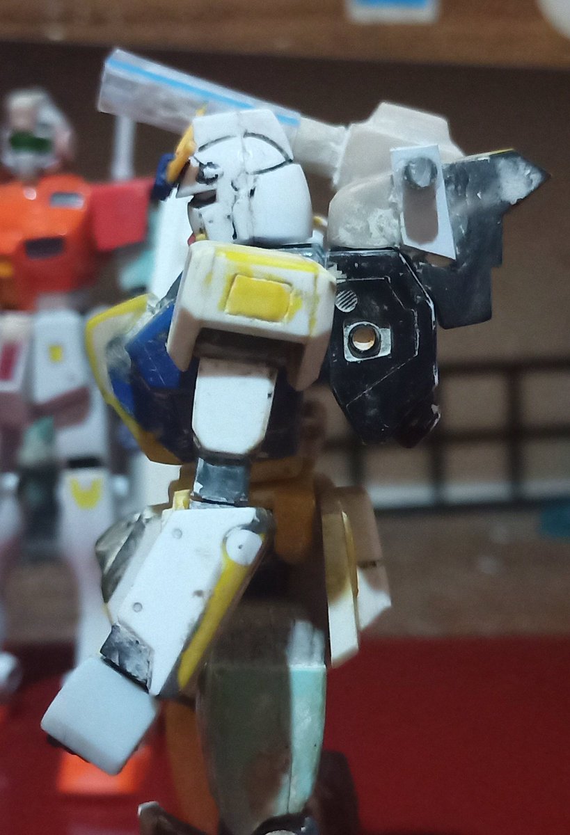 dewasepik_666's tweet photo. This is my latest project that's about to finish soon, 2 of then is 90% done except the Mudrock where I need to rework the backpack part.
#ガンダム
#ガンプラ
#RX78の布教
#ガンプラの画像を貼るとRTされると聞いて
#原作の隣に自分の作品を貼る
#ジオニックフロント
#zeonicfront
#gunpla https://t.co/PuVajugaEC