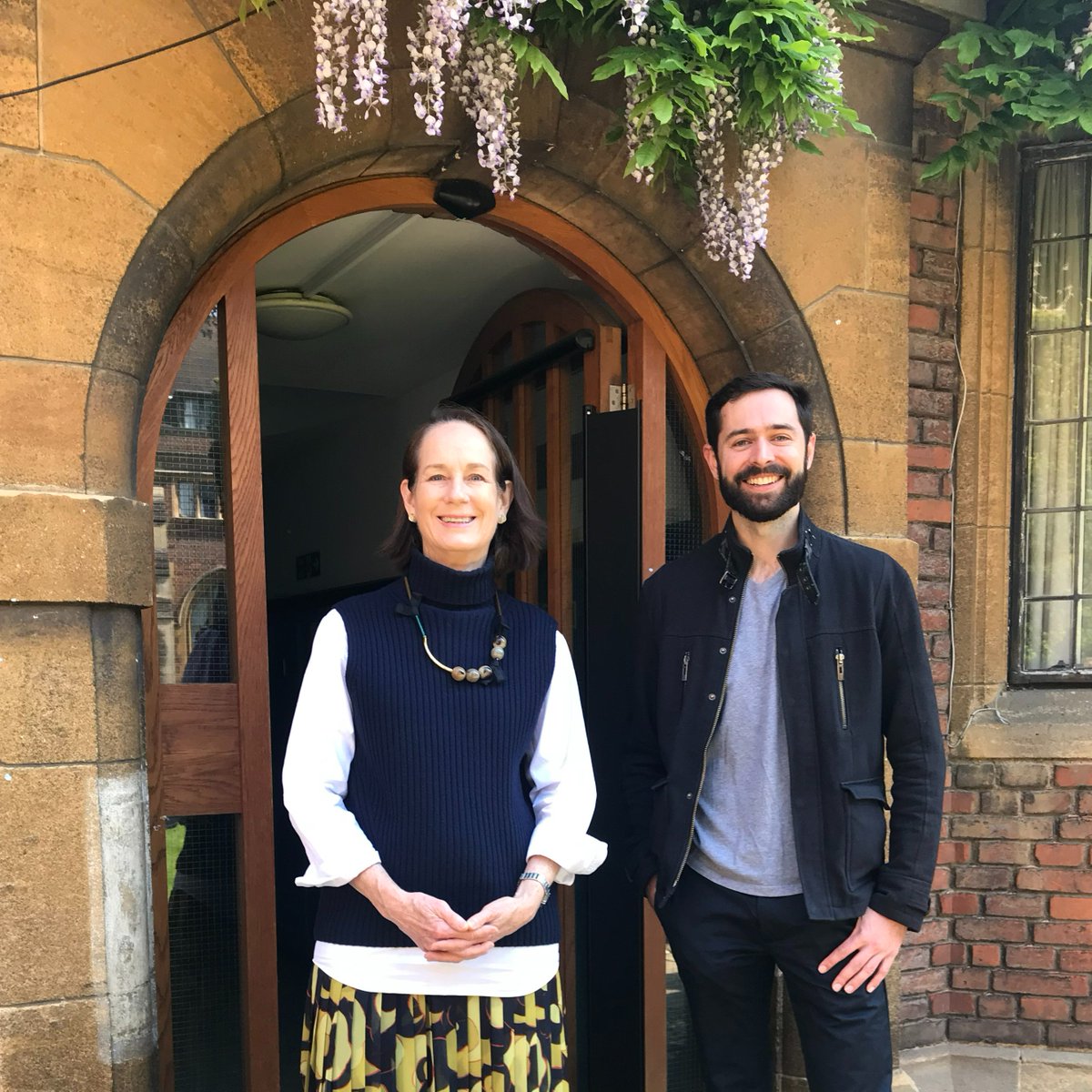 Such a pleasure to launch our @TIQld_Europe #qldday2021 celebrations with @RaymondSiems @Cambridge_Uni. Wonderful entrepreneur. Co-Founder @CatalystAI @Griffith_Uni @CrosstownLondon @pembroke1347 @BoF @TfL @NHSEnglandLDN #innovation #myqldstory