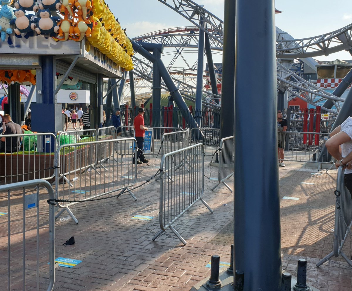 The Big One's queue has closed at 6:30pm today despite being advertised as 7pm all day, very confused by the opening hours at <a href="/Pleasure_Beach/">Pleasure Beach Resort🎢</a> at the moment.  Rides opening late and closing early all over when the park is heaving. #pleasurebeach #blackpool