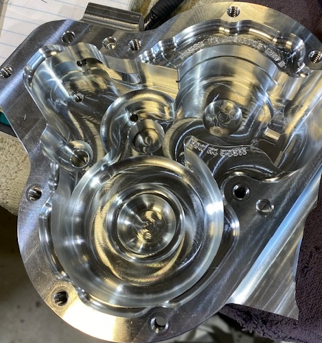 BakerDrivetrain's tweet image. #Machineshopmonday 

405-F6RB Reverse side covers coming hot off the press from Patriot Manufacturing ⚙️🇺🇸💦

#machinistporn #BakerEffinDrivetrain #baker #bakertransmission #bakerdrivetrain #hd #reverse #f6r #madeinusa #usa #madeinmichigan #harleydavidson