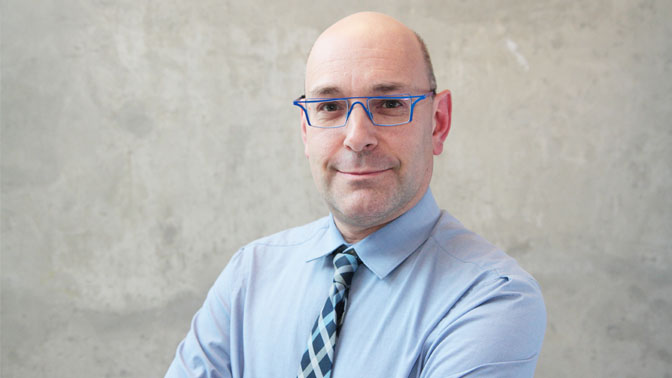 A study led by Drs. Aaron Schimmer and Li Zhang <a href="/UHN/">University Health Network</a> explains why the #drug combination Azacytidine + Venetoclax is successful in the #treatment of acute myeloid leukemia &gt; uhnresearch.ca/news/it-takes-…; dx.doi.org/10.1182/blood.…