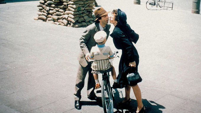 "Tanrı hizmetkarların en büyüğüdür; ama kimsenin kölesi
değildir."

🎥La vita è bella(1997)