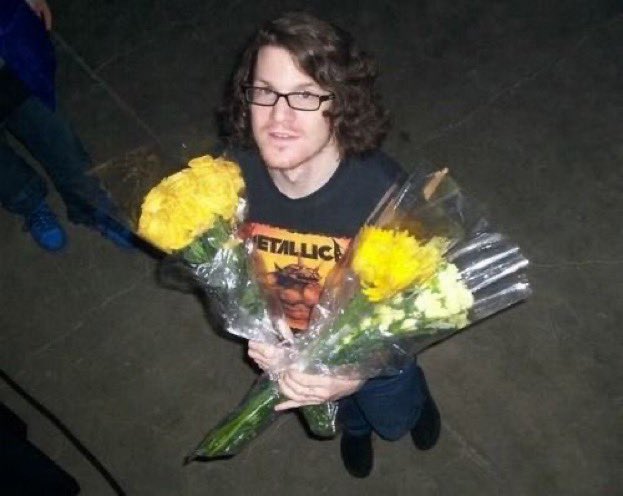 Happy Birthday to Andy Hurley!! :D 