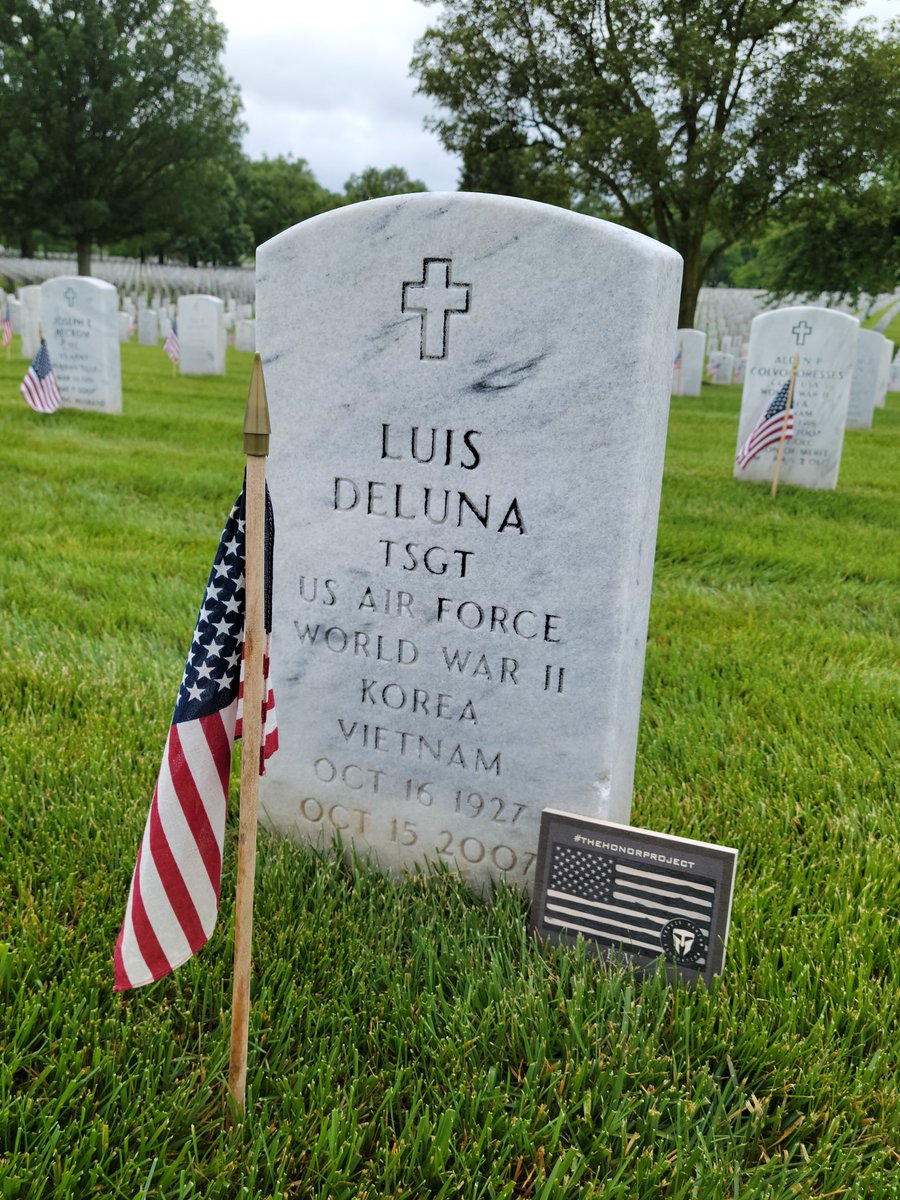 HeartOurTroops's tweet photo. Never forgotten. #TheHonorProject #MemorialDay2021
@TMFoundation

To learn more about #LuisDeluna please visit find a grave: https://t.co/ES7b3aCLAG https://t.co/SDGCox0NB4