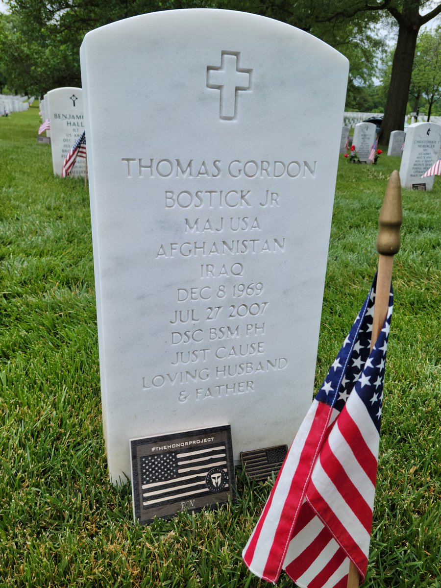 HeartOurTroops's tweet photo. Never forgotten. #TheHonorProject #MemorialDay2021
@TMFoundation

To learn more about #ThomasGordonBostickJr please visit find a grave: https://t.co/Fl1XvwJI6G https://t.co/66P3IWPxWP