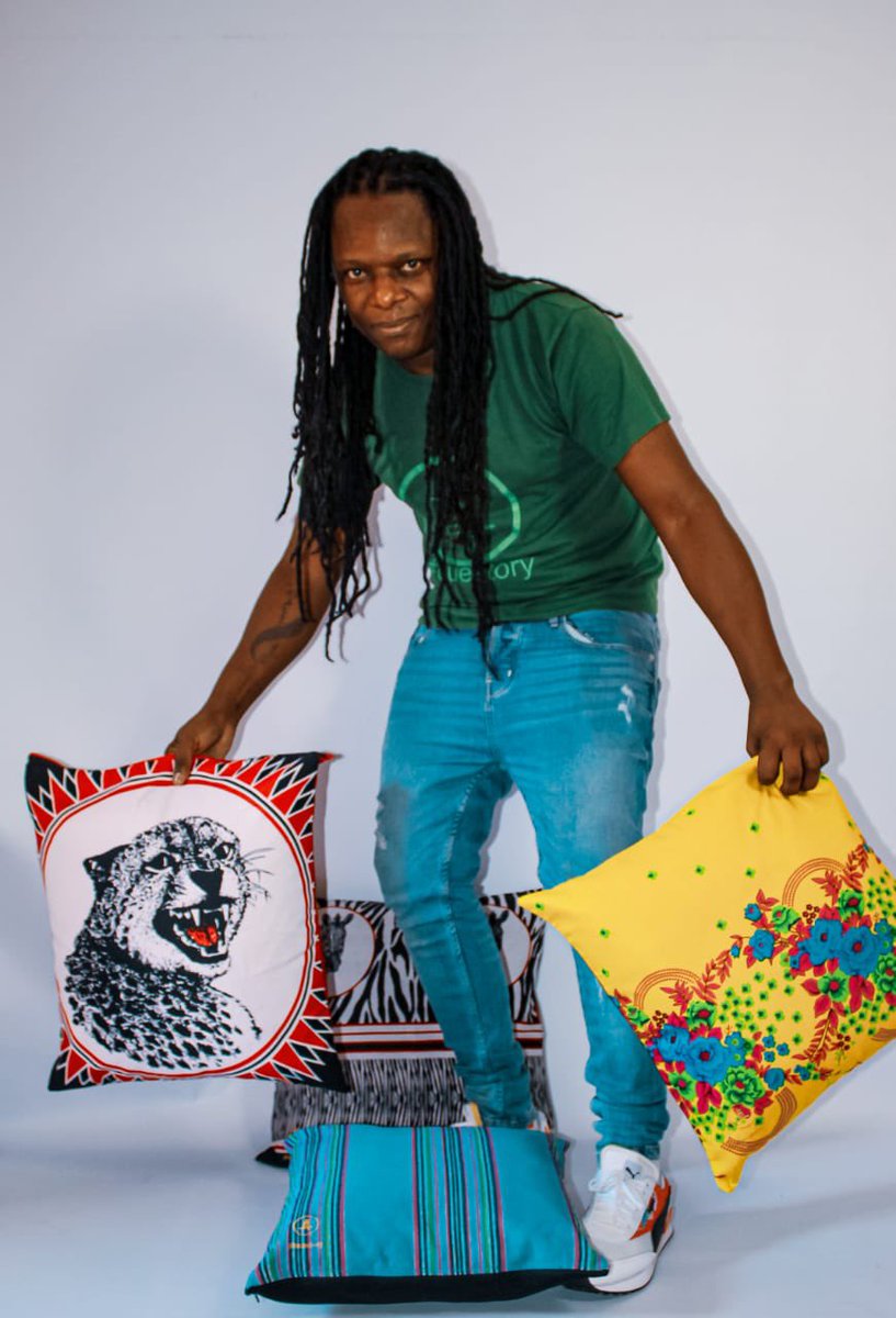 karabo_juju's tweet photo. @Kitmediasoluti1 #truestorykanga cushions, rugs and fleeze blankets #housepfdingaka #houseofbadimo #houseofmadlozi https://t.co/wG86lAjW9H https://t.co/M2ktcelRTz