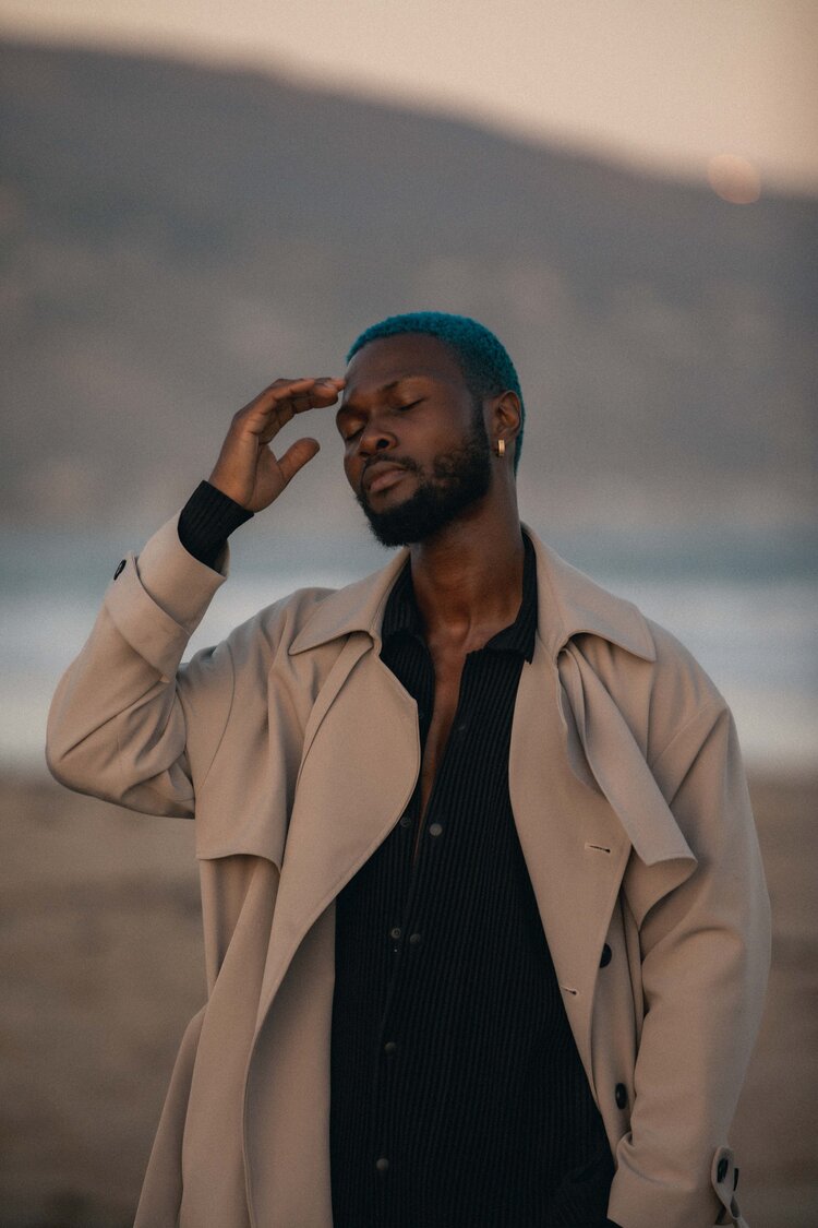 ILexiana's tweet photo. #MCM
The brain behind my favourite songs. The one and only Genius.......
@thisisWurlD My favourite Artiste for life. Love you always & forever Fave.
#ProudlyWurlDFam
#WurlDFan4Life
#WurlDFam
#WurlDWide
#DaddyBlue
#LabalabaGeng
#BlueGeng
#ButterflyGeng
#BembelembeGeng
π¦π¦π¦π¦π¦ https://t.co/qBbCj28FoW