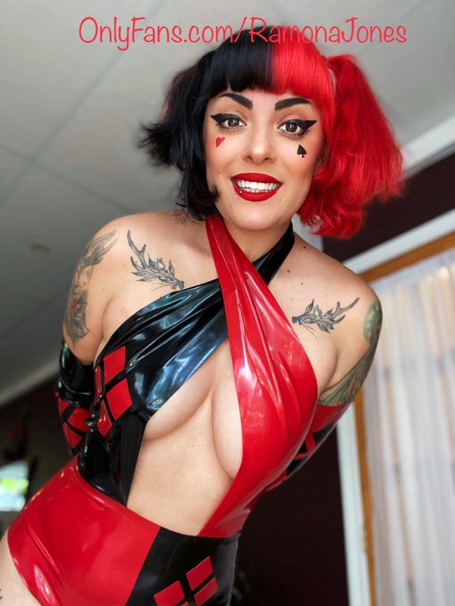 Hey puddin! 🤪  #onlyfans #latex https://t.co/Ocn0FTiYpP<a href="/tag/onlyfans"class="tags">#onlyfans</a><a href="/tag/latex"class="tags">#latex</a>