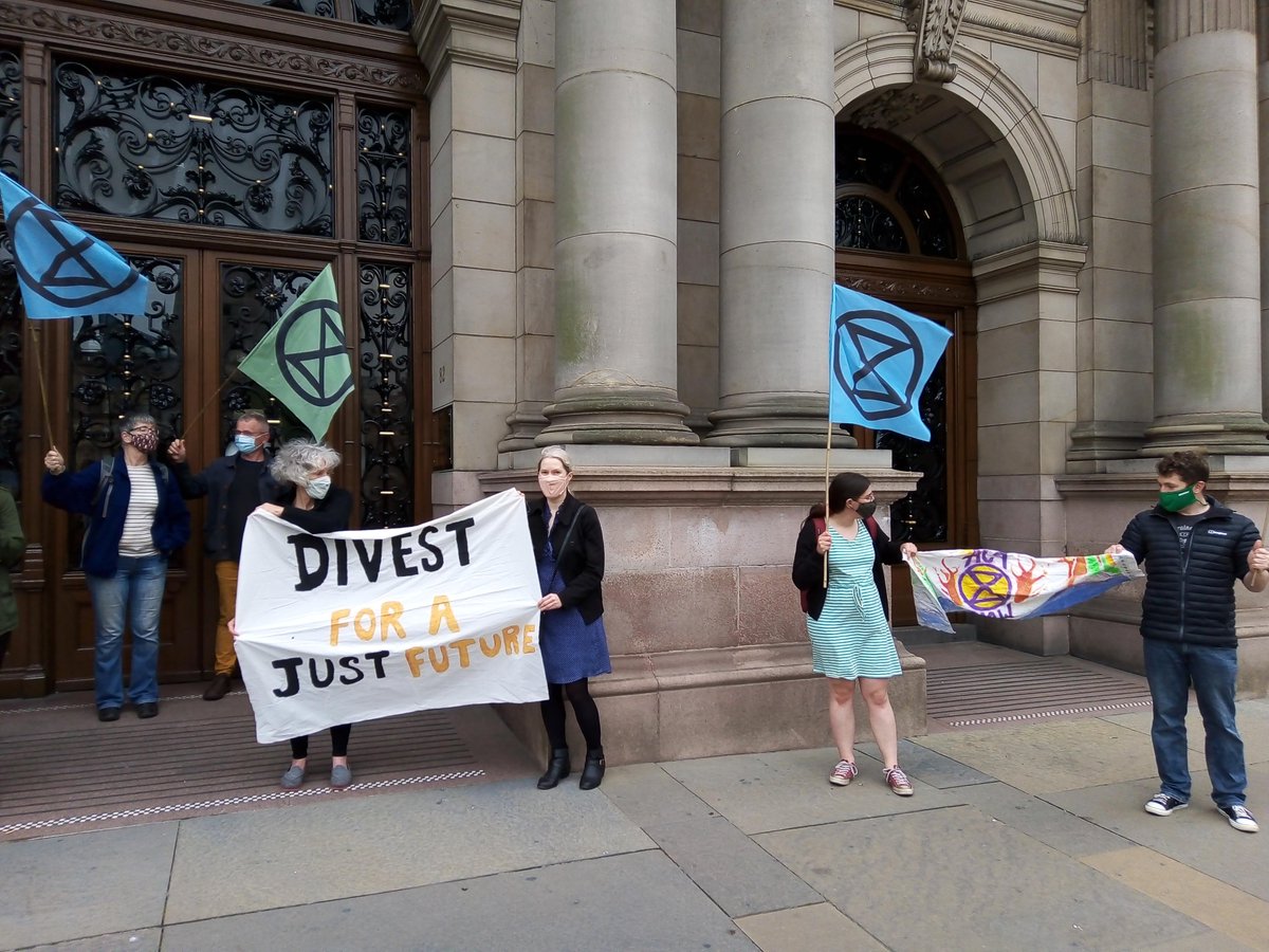 islamaryscott's tweet photo. Strathclyde Pension Fund invests over £500m in co.s which fuel climate catastrophe & risk worker's pension money. @GlasgowCC
Pension Committee could decide to start divesting from fossil fuels. Will they be #Fossilfools or #climateowls 🦉? #PlanToDivest before #COP26 @DivestSPF https://t.co/uH6UfP9ypw