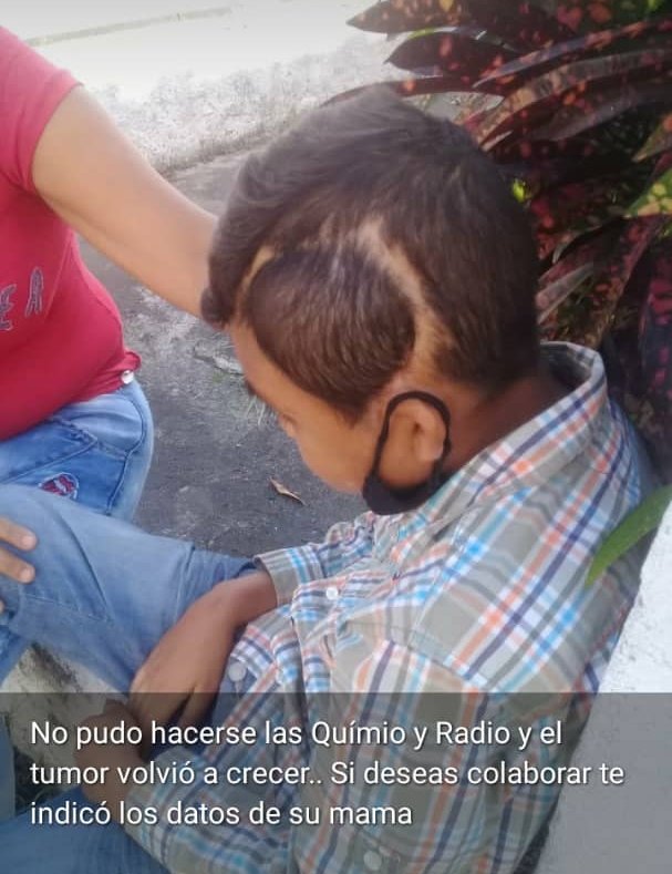 Humanitario_PCD's tweet photo. SE NECESITA AYUDA URGENTE para FRANYERSON RIVERO, un niño de 10 años de edad, que se encuentra hospitalizado desde hace 5 días y requiere de un neurocirujano que atienda su salud, debido a que producto de la compresión del tumor no puede hablar, se encuentra desorientado. https://t.co/y2rIpi4Ix2
