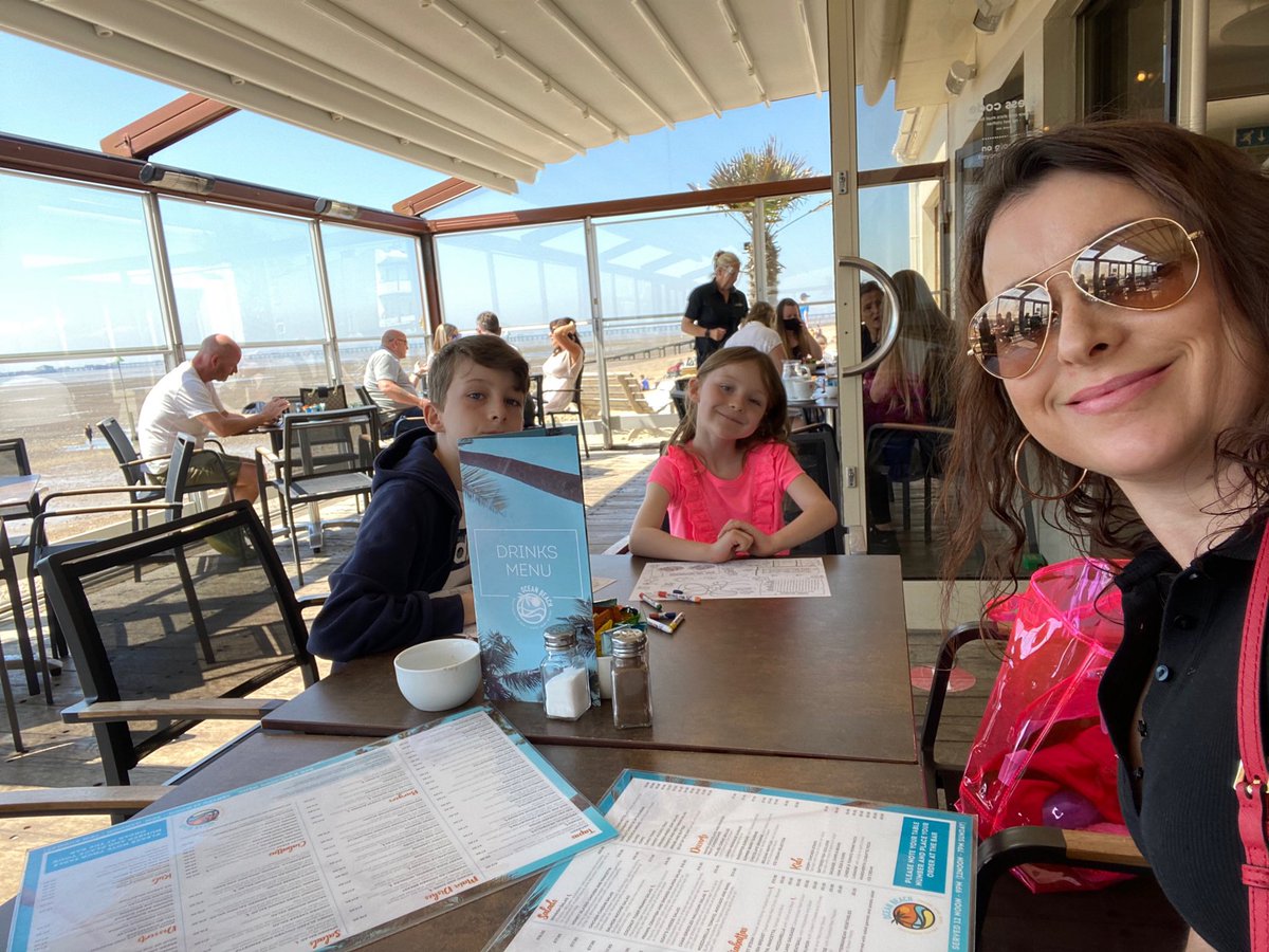 Janebuffoni's tweet image. 