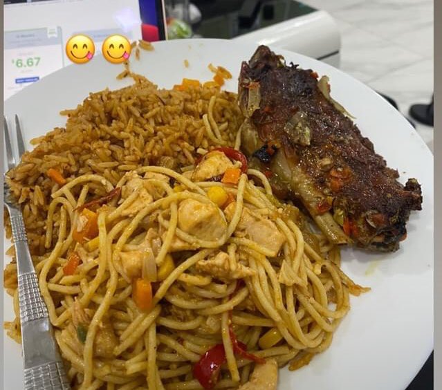 Jemi9ice1's tweet photo. Dm me if you wanna have dinner with me #SexAndRosesEp 
😇😇😇😇😇😇😍😍😍😍 https://t.co/PTaxeGSBZj
