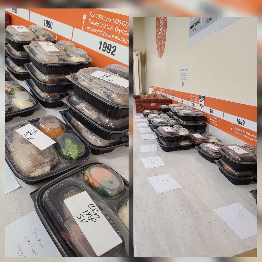 Boston Market for Memorial Day 2702! Got to keep our associates fed and happy! @XKerrigan <a href="/cjgabridge/">Chris Gabridge</a> @SallyGansior <a href="/KSorgani/">KatieSorgani</a>