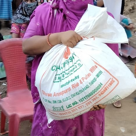 sadiyashk2001's tweet photo. Alhamdulillah done with the distribution of 30 more  #rationkits in the area of dhanubag, Nsp E with d help of our kind donors. 

Next v r going to distribute in Bihar state.

Kindly dm me for donations
Or if any #ngo wants to collaborate with us for this cause can also dm me. https://t.co/AJI7gTaOPH