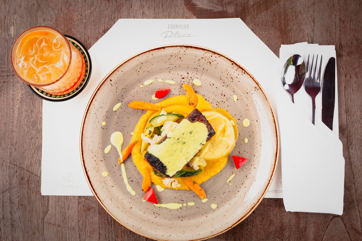 TurakaLagos's tweet photo. Regardless of the kind of week you'll have, always remember that delicious food makes everything better. 😍

At Turáká, we offer you exactly what you need to get through the week: delicious cuisine, a serene space and tasty cocktails.

For reservations, call 0906 800 0006. https://t.co/tULN4uHAWj