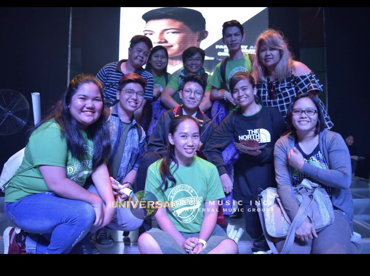 teambaliwags's tweet photo. DARRENatics Team BALIWags!!! ALWAYS and FOREVER
Happy 7th Anniversary to all lalo na sa mga nakilala at mga naging kaibigan.

#DarrenEspanto #7thYearAnniversaryDARRENatics
@Espanto2001 https://t.co/PSAxRCNJ2u