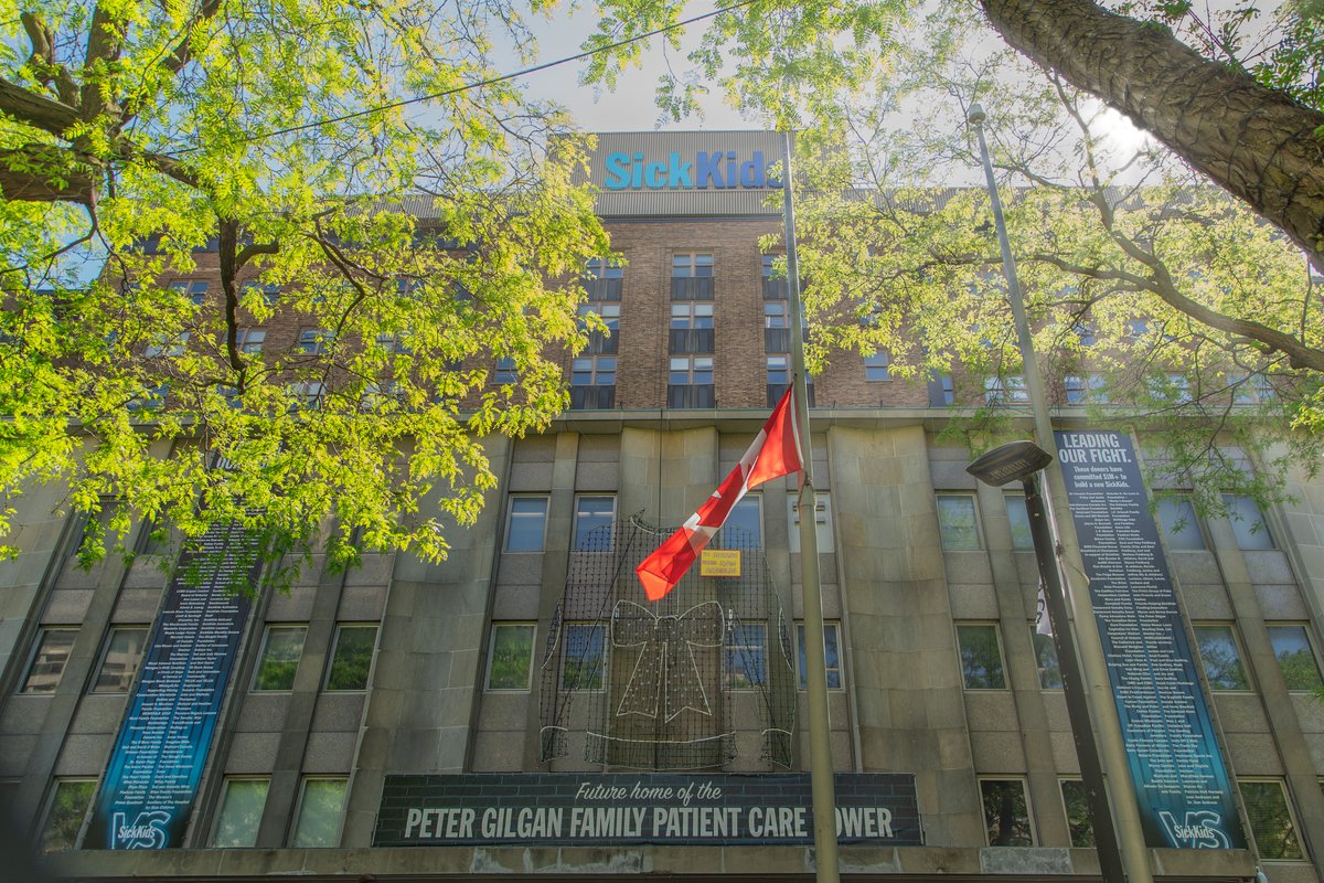 To honour the 215 children found buried in Tk’emlúps te Secwépemc territory, our flags will fly at half mast for 215 hours, one hour for each child who did not make it home. We invite our community to wear orange this week because #EveryChildMatters. bit.ly/2RXLmhQ