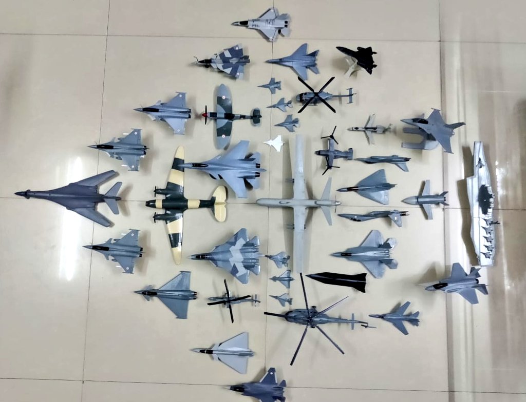 prints_india's tweet image. Elephant walk 2
Name them all 
#Indianairforce 
#Avgeeks
#airforceearth 

@hvtiaf
@Mave_Intel 
@alpha_defense 
@Defencematrix1 
@elitepredatorss 
@Kuntal__biswas 
@i_m_satwikk 
@kaptaan_saheb 
@DesiEscobar65