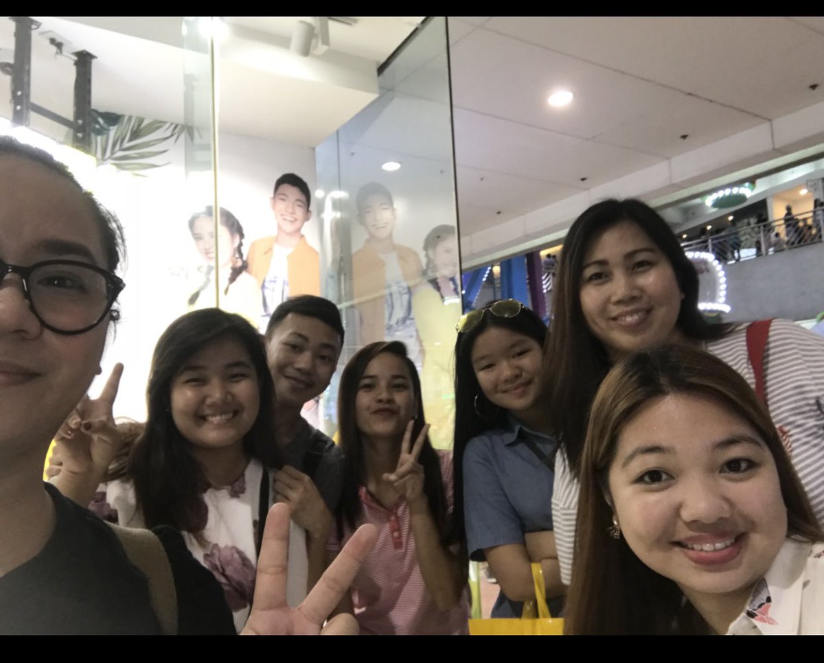 teambaliwags's tweet photo. DARRENatics Team BALIWags!!! ALWAYS and FOREVER
Happy 7th Anniversary to all lalo na sa mga nakilala at mga naging kaibigan.

#DarrenEspanto #7thYearAnniversaryDARRENatics
@Espanto2001 https://t.co/5QoPUIULQz