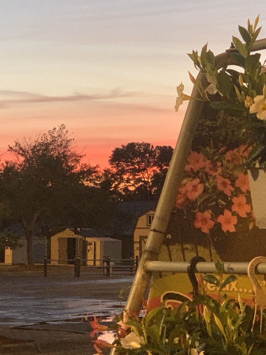 This mornings sunrise at the Fort Walton Beach Home Depot #6301.