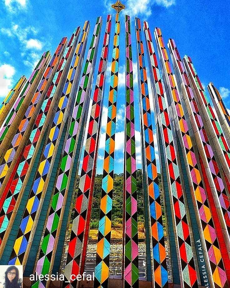 CalabriaTweet's tweet photo. Tra i colori di Nik Spatari. Grazie a @alessia_cefal per questo scatto dal @musaba_parco_laboratorio_ , nel Comune di Mammola (RC)! #musaba #nikspatari #mammola #reggiocalabria #calabriatweet #arte #art #colori #colorful #visit #visititaly #holidays #vac… https://t.co/f1mSTXkmKQ https://t.co/hYcJAhwD1V