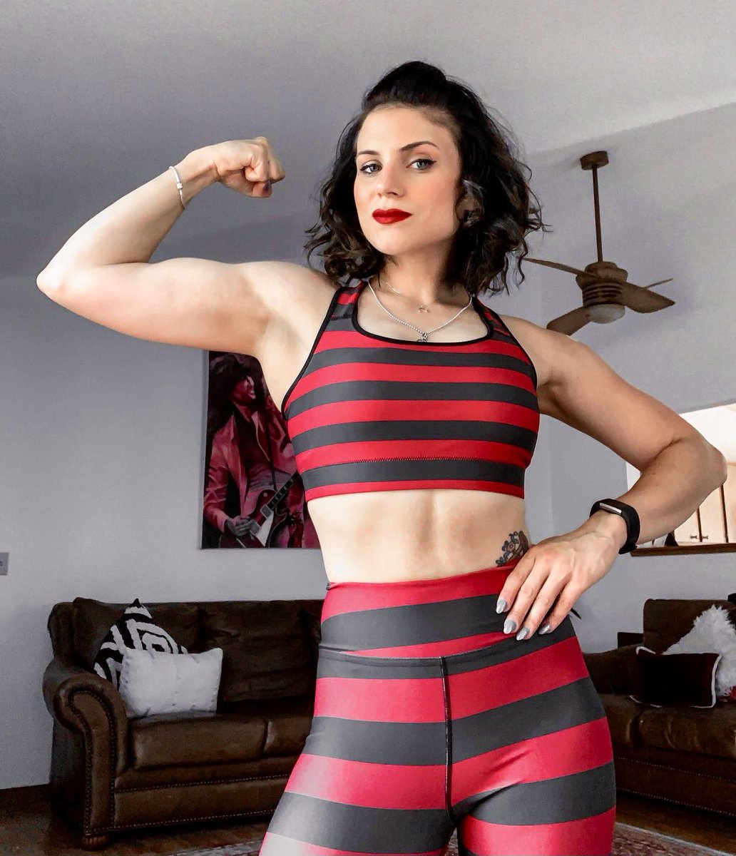 SassySledgehmmr's tweet image. Ready to kick this motherf*ckers ass all over dreamland in my new Freddy workout clothes from @blackwidowyoga. They’re buttery soft and stay up! 

Find this and more here: blackwidowyoga.com/shop