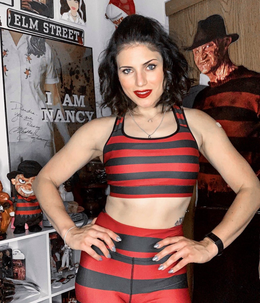 SassySledgehmmr's tweet image. Ready to kick this motherf*ckers ass all over dreamland in my new Freddy workout clothes from @blackwidowyoga. They’re buttery soft and stay up! 

Find this and more here: blackwidowyoga.com/shop