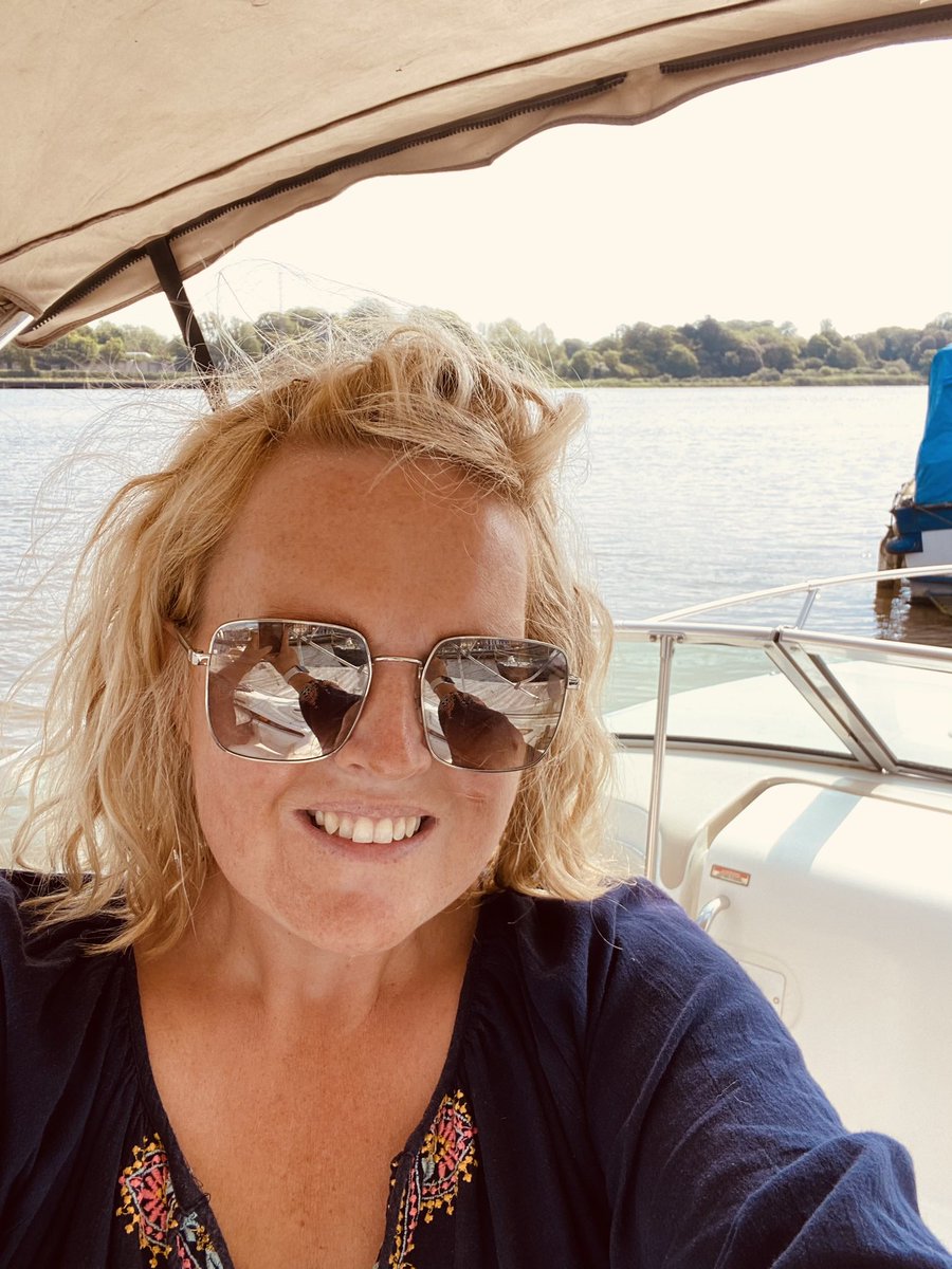 ReidyClaire's tweet photo. Summer is here! #avoidingtraffic #lovewaterford #scorchio https://t.co/58NCji4QIX
