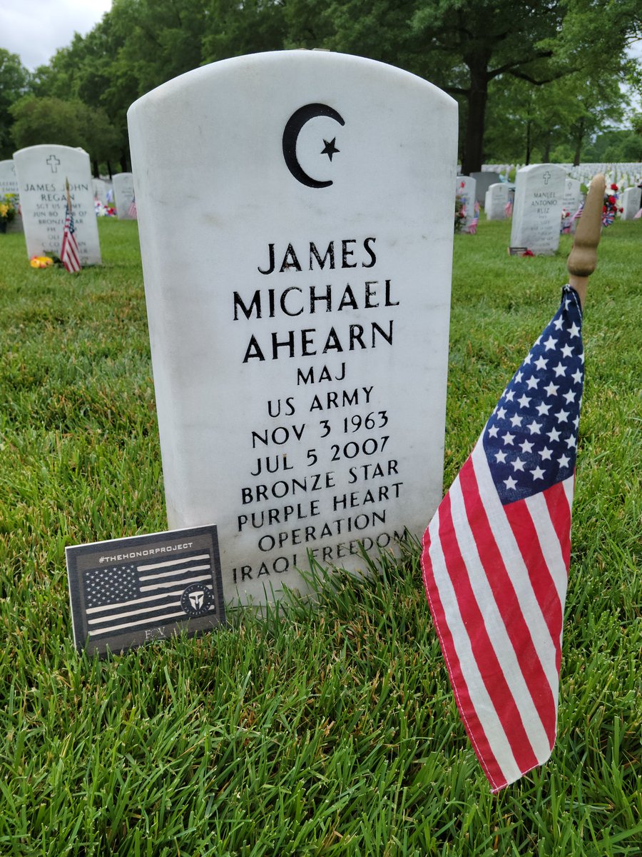 HeartOurTroops's tweet photo. Never forgotten. #TheHonorProject #MemorialDay2021
@TMFoundation

To learn more about #JamesMichaelAhearn please visit find a grave: https://t.co/mJ760z0BGW https://t.co/KV7jhKlOko