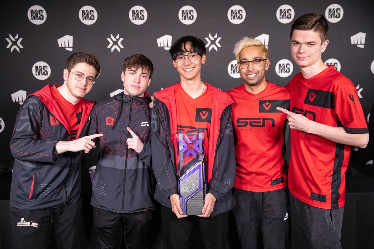 Sentinels's tweet photo. Bringing this with us to the Nearest Airport🏆 https://t.co/M2zuDqaB8N
