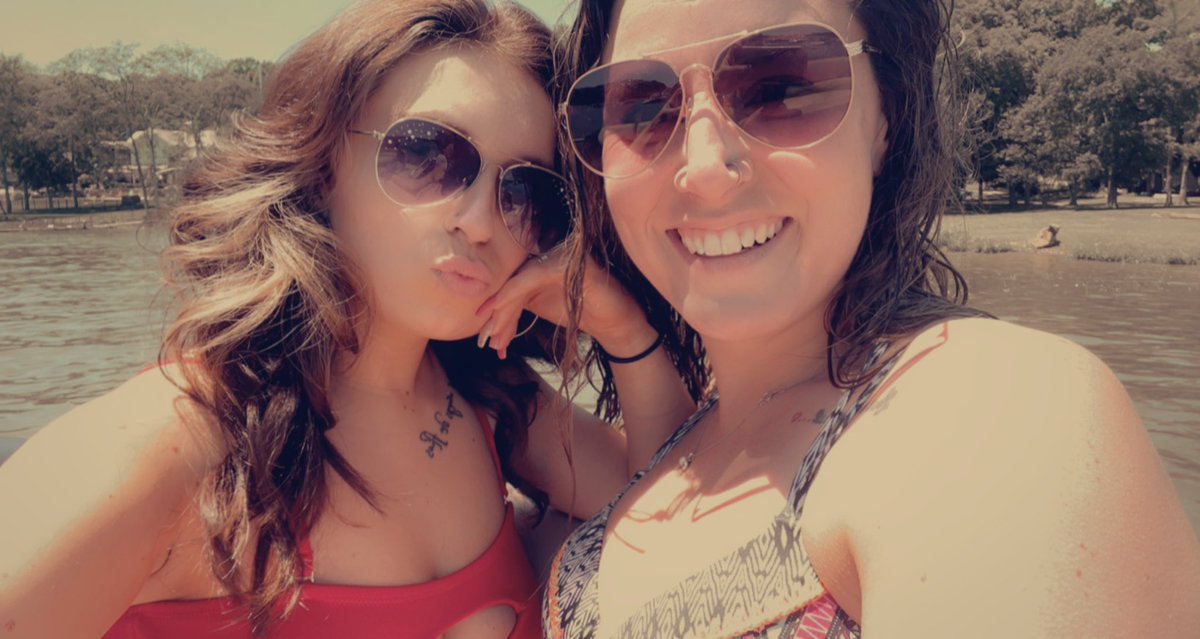 RaileyCarver's tweet photo. Happy birthday to me 🤪 thanks @cheyy02 for celebrating w me all weekend https://t.co/Mj2KWfliep