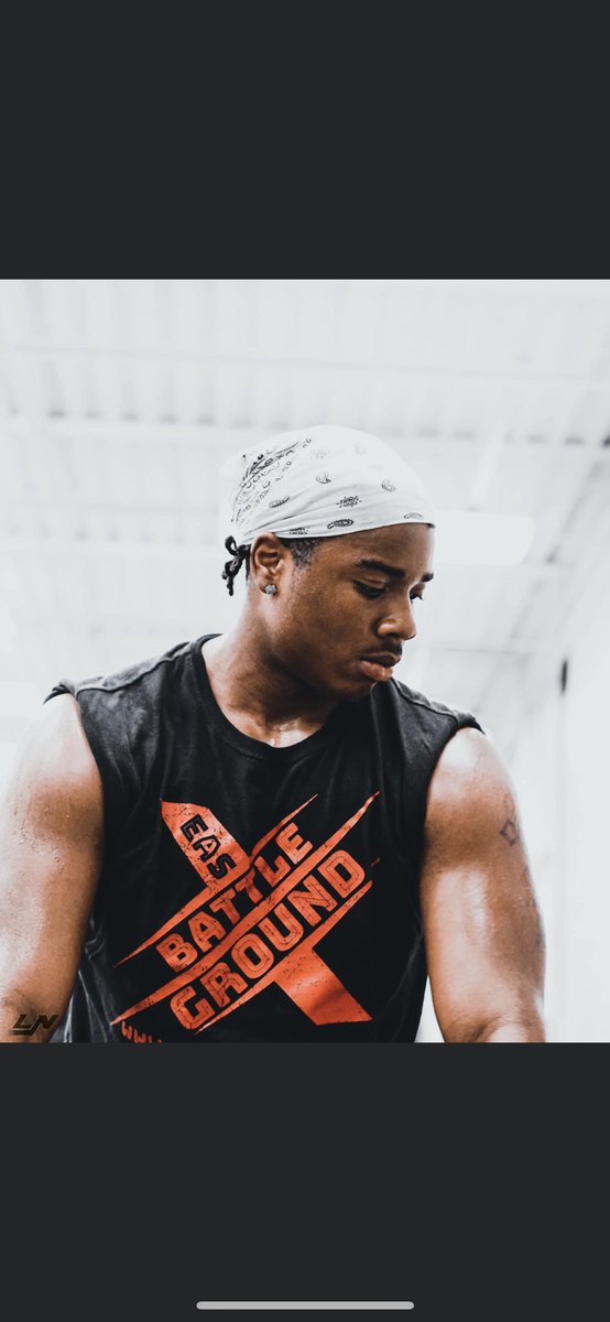 DeontaeRoscoe's tweet photo. Been putting in work this off-season #lockedn https://t.co/qrCDj7Qm8r
