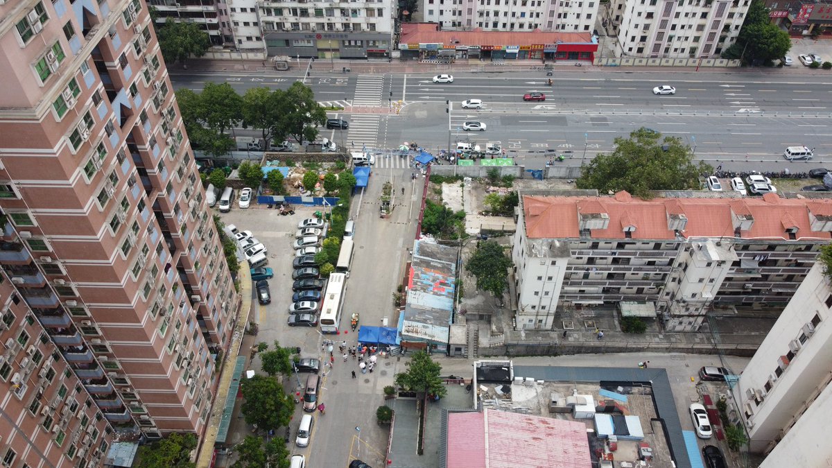 @KeinaChiu 我是居住在广州市荔湾区白鹤洞鹤园小区被疫情围封的小区居民，可以和你们分享一下小区居民现在的生活情况和诉求吗？ https://t.co/jlOYyH3itT