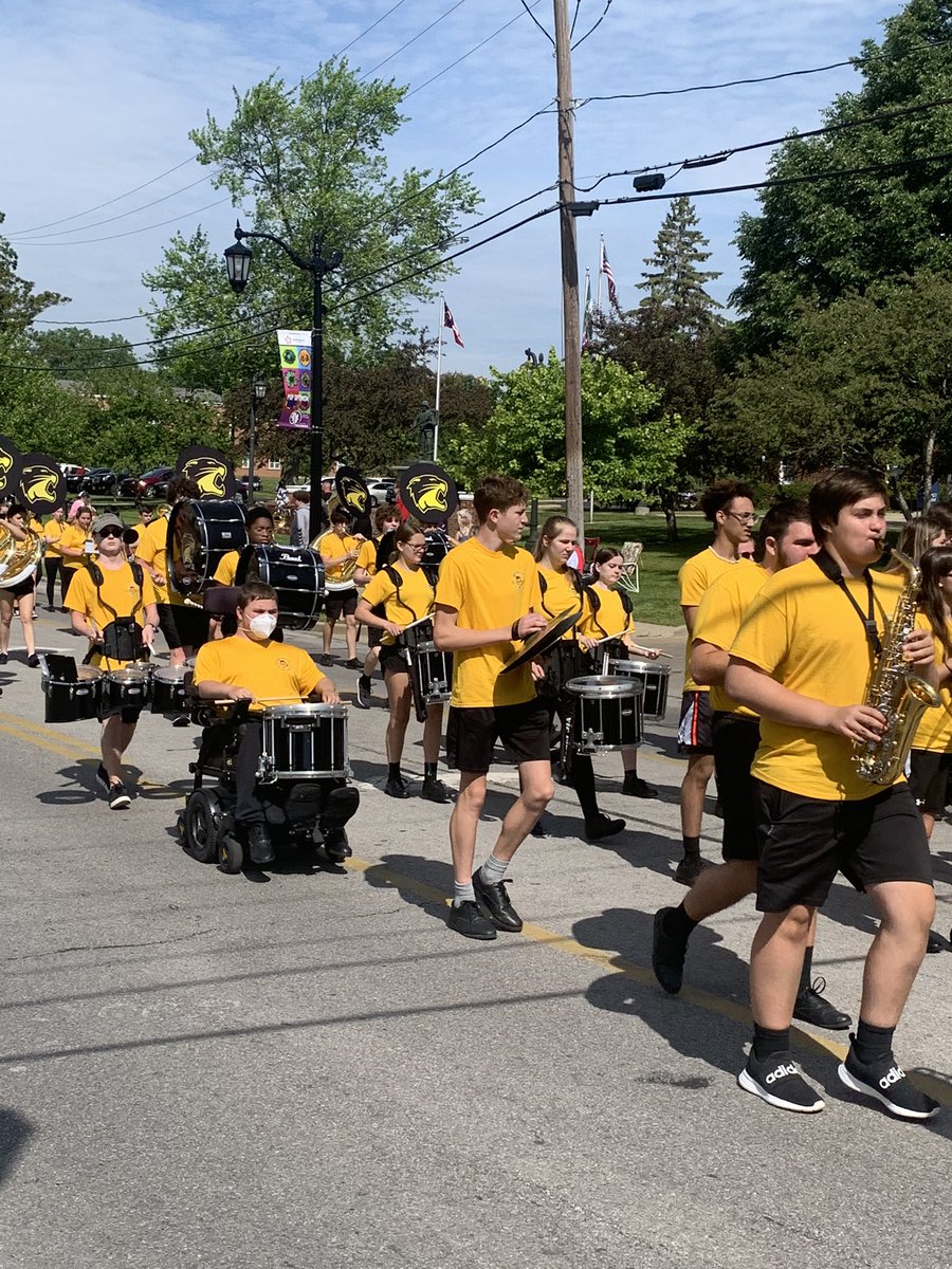 NVBand's tweet photo. Great day for a parade!
Thank you to all of our veterans, active military, and their families for all of your sacrifice.  We are blessed to remember and celebrate today because of your service.
THANK YOU!!! https://t.co/JwGEmsqdER