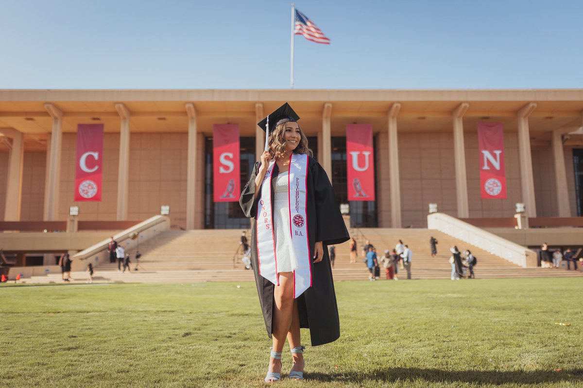 _talejo's tweet image. Para mi familia que llegaron sin nada y me lo dieron todo. Esto es para ellos. 

#csun2021