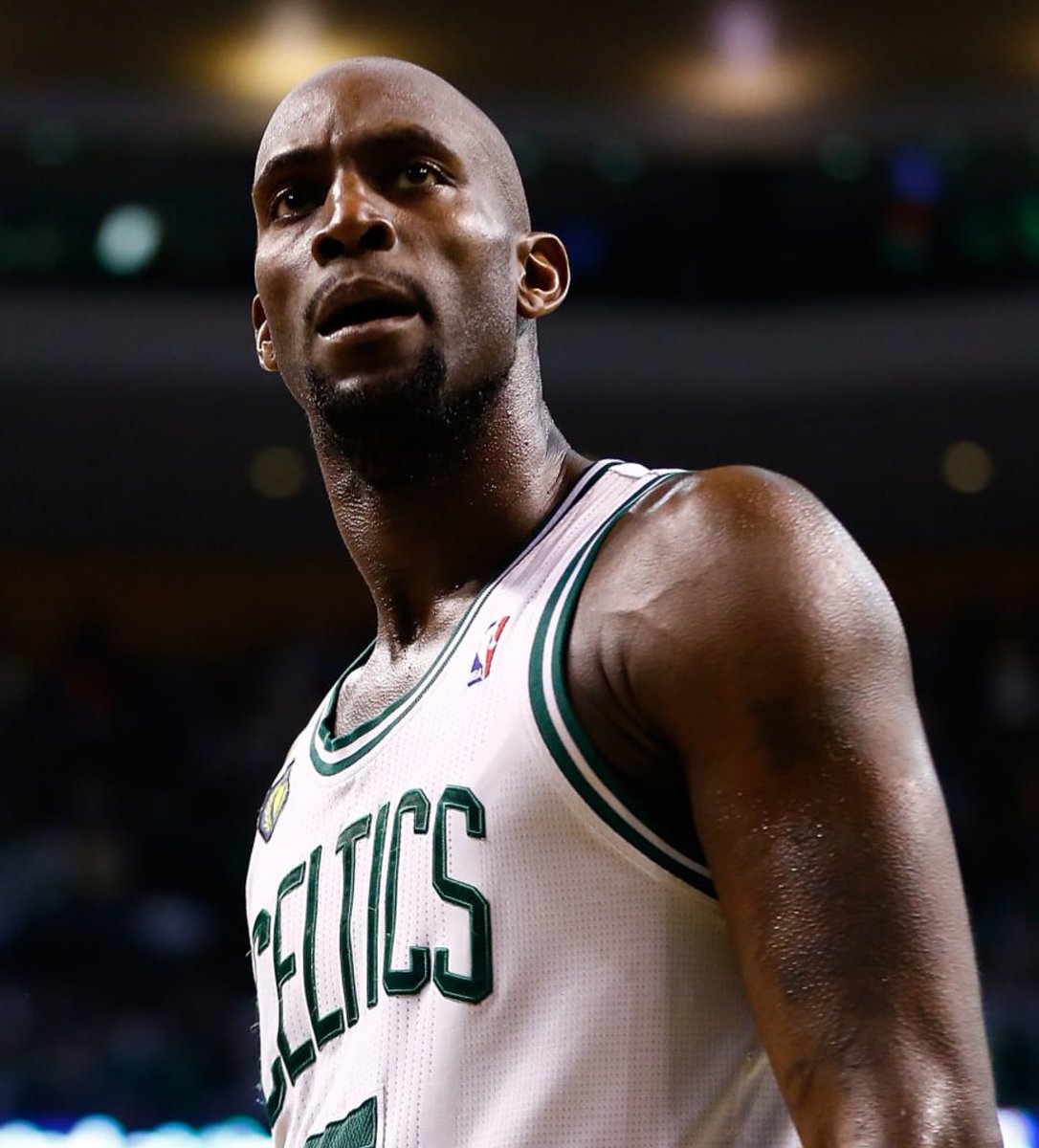 GuyBostonSports's tweet photo. Kevin Garnett was not happy with Kyrie Irving stomping on the Celtics logo... 🗣

“We just gonna act like we didn’t see that? Tf going on? You can’t do that. That’s not cool on no level.” https://t.co/gWic4yijqe