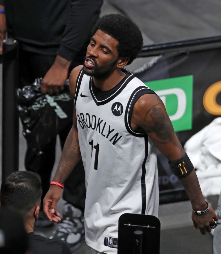 GuyBostonSports's tweet photo. Kevin Garnett was not happy with Kyrie Irving stomping on the Celtics logo... 🗣

“We just gonna act like we didn’t see that? Tf going on? You can’t do that. That’s not cool on no level.” https://t.co/gWic4yijqe
