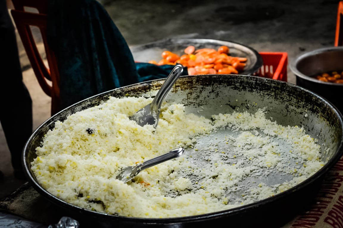 TUFIndia's tweet photo. ✨ *Happy Update* ✨

#TUF mercy kitchen in association with NSFDC is now dishing out 3500 fresh meals everyday to those in urgent need at various locations across #Bangalore https://t.co/o2z1Xgfb1f