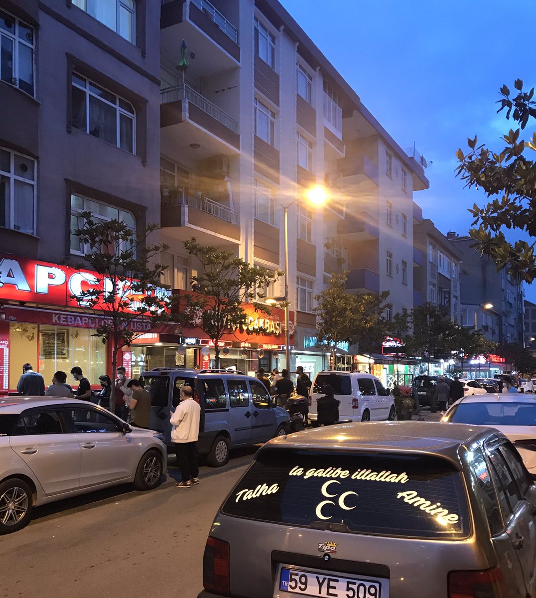 Spora gidecekken kendimi kebabçılar sokağında buldum ama yinede başarıcam ulan