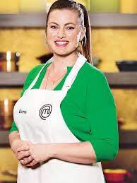 OdbolzComics's tweet photo. Supa Dupa 🙏 Supa Kool 😎 Birthday 🥳 Elena Duggan @elena_jo_duggan
MasterChefAU S8 Winner 2016 🇦🇺🏆 Cook▫️Educator▫️Creative Empower, educate & social change through food! #KitchenChallenge
#Sydney, #NewSouthWales
https://t.co/a1j9UOF5ve https://t.co/QIRq6OP9oY