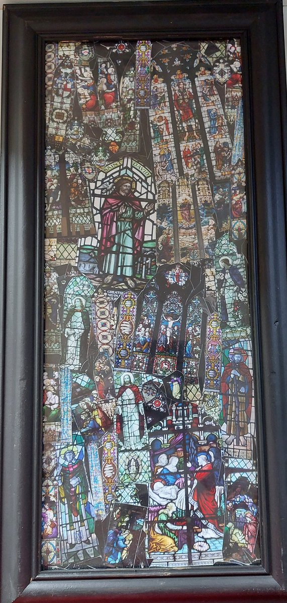 @GraniteElements #mycreativeweek 
Creative collage of pictures of stained glass windows with St David at the centre
#explorechurches

@ExploreChurches
@faithtourism1
@NatChurchTrust
@AllchurchesT
 @frjrconnell 
@MissionMonmouth 
@MonmouthDCO 
@ChurchinWales 
@StDavCathLib 
@TyrPererin 
@PoblDewi