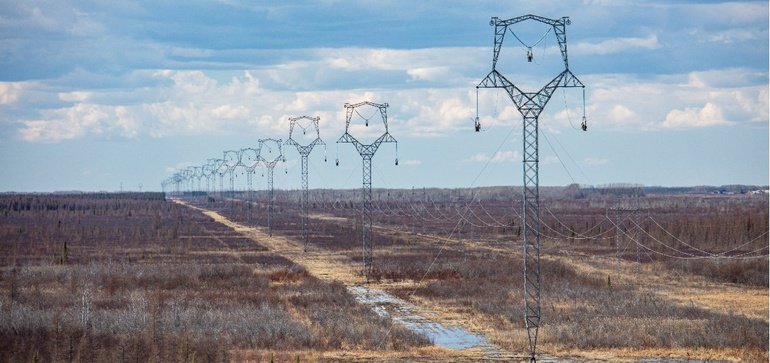RenewableSearch's tweet photo. Via Utility Dive: Sen Wyden proposes bill ending fossil fuel tax breaks, boosting clean energy incentives: The technology-neutral policy would create tax incentives for resources that emit zero or net-zero emissions. https://t.co/suYw8opcdN #Energy #Utility #Utilities https://t.co/7CQepdzflo
