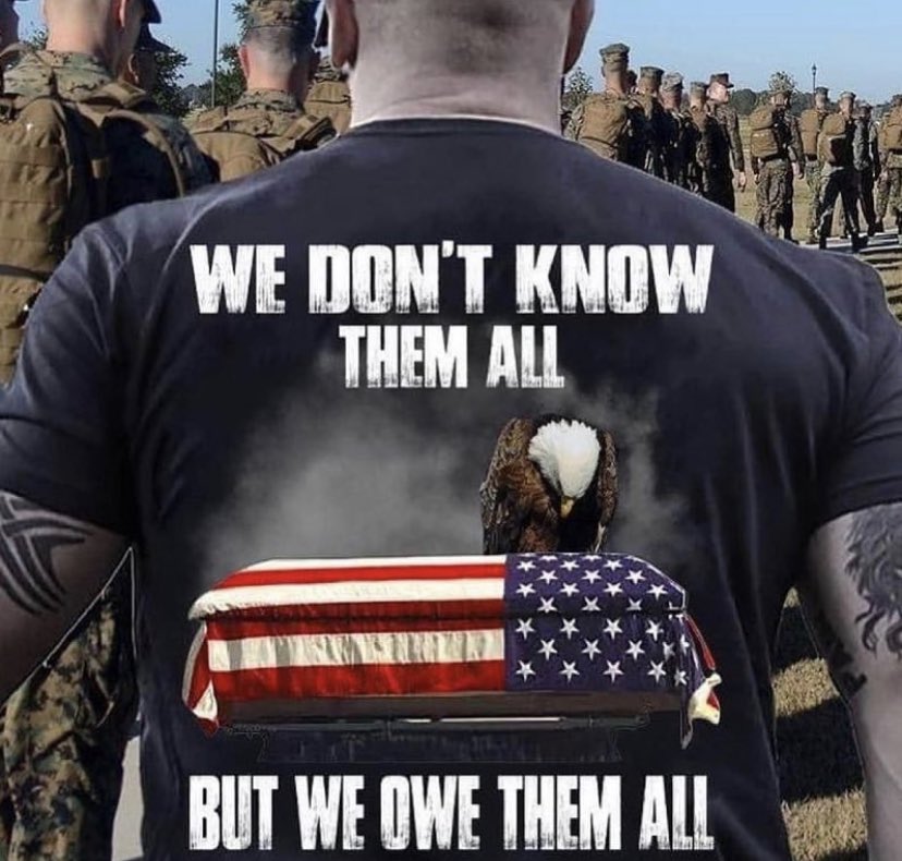 HuckAndLilly's tweet photo. God Bless the brave men and women and their families who have sacrificed so much to protect our precious freedom.🙏🏻🇺🇸 #memorialday #grateful https://t.co/LLZsF4O6rA