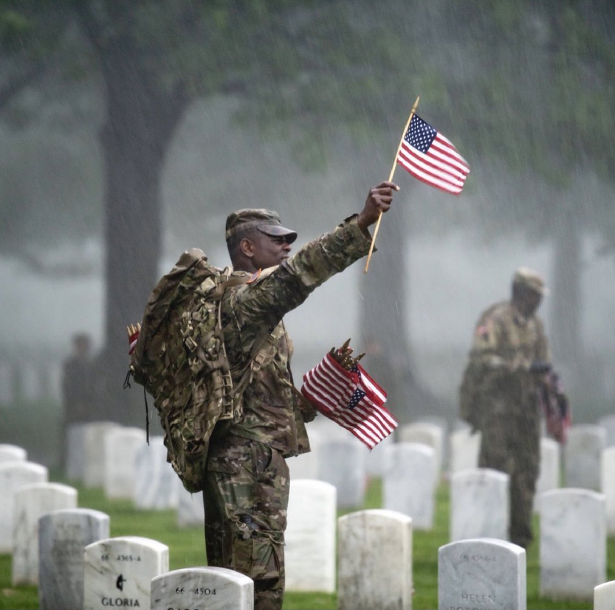 To the men and women who made the ultimate sacrifice for our freedom🇺🇸 #HappyMemorialDay